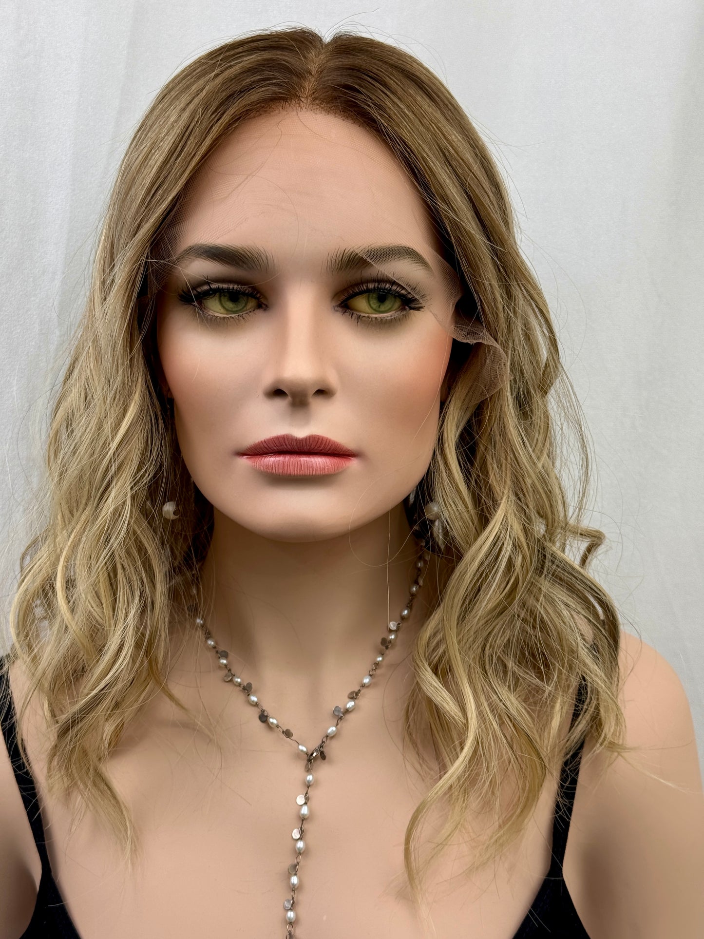 #534 Highest Quality Remy Human Hair Lace Top Wig (M)17“