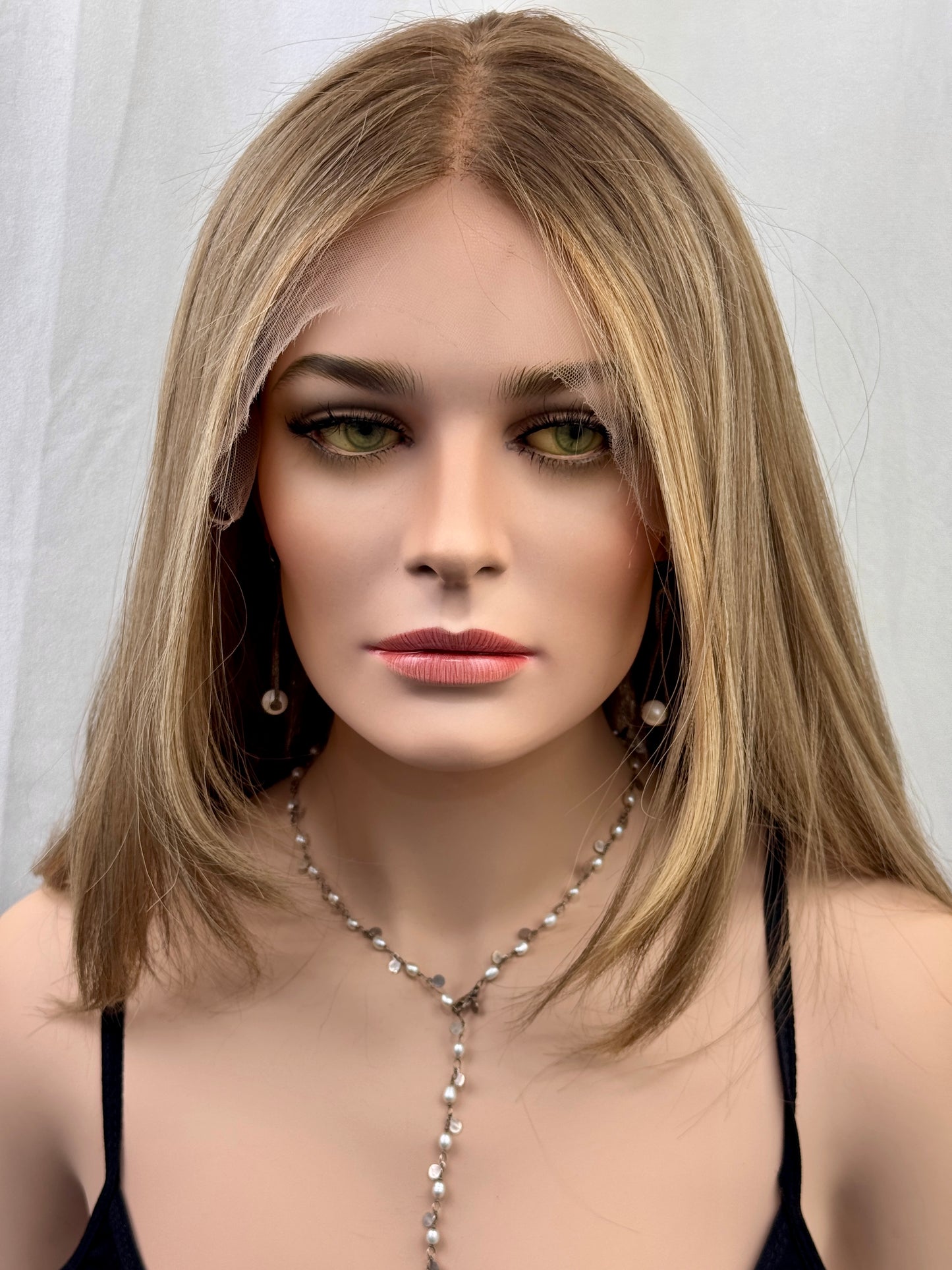 #528 Highest Quality Remy Human Hair Lace Top Wig (M)23“
