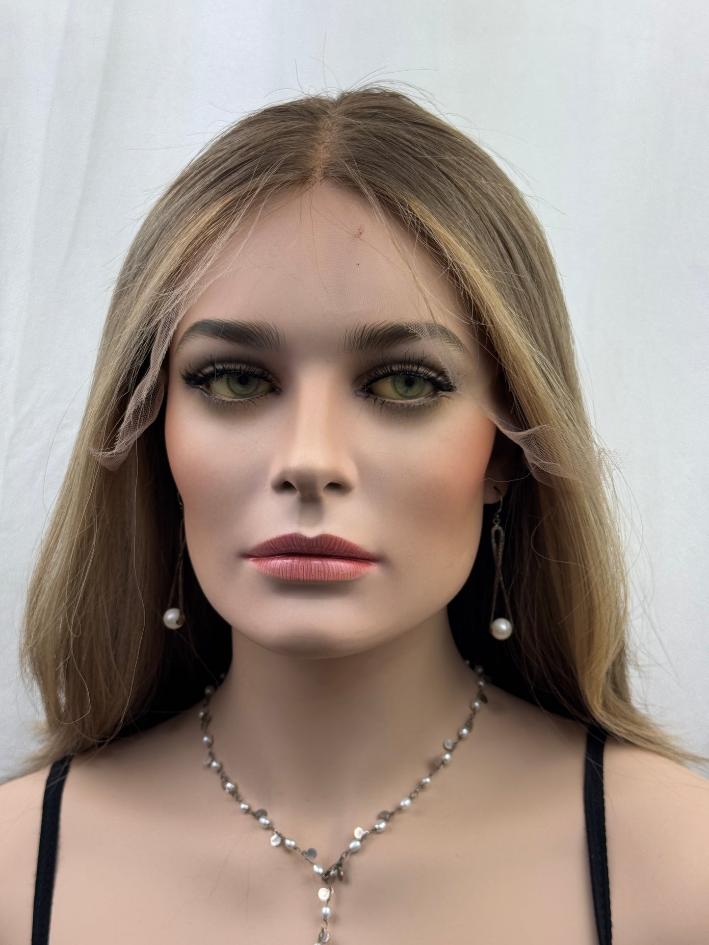 #528 Highest Quality Remy Human Hair Lace Top Wig (M)23“