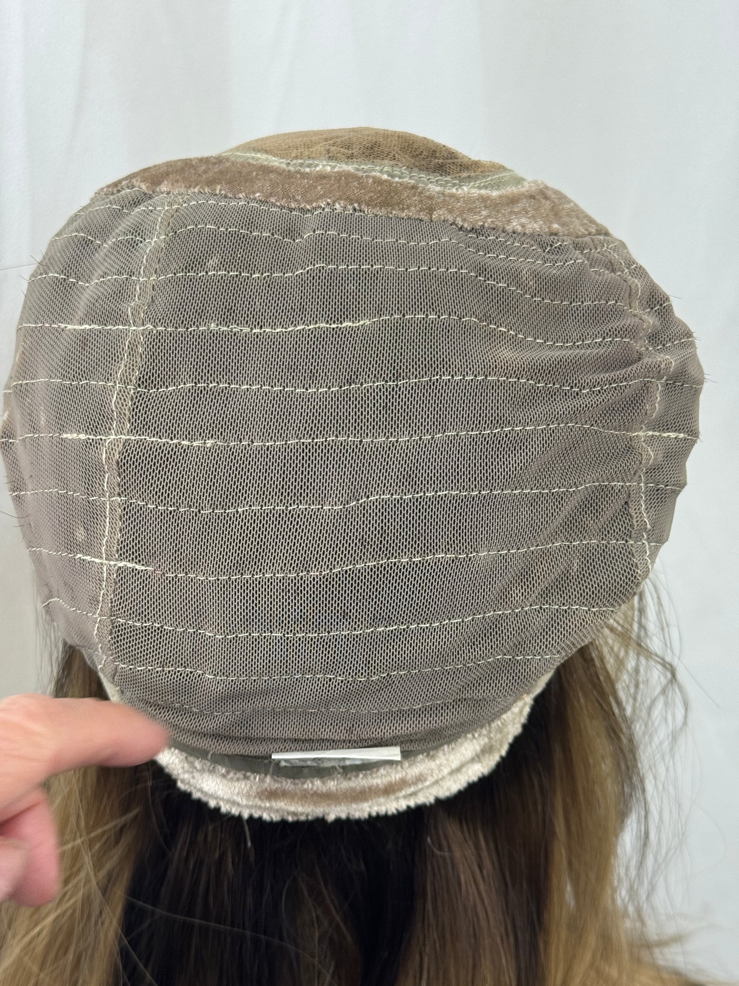 #561 Highest Quality Remy Human Hair Lace Top Wig (M)20”