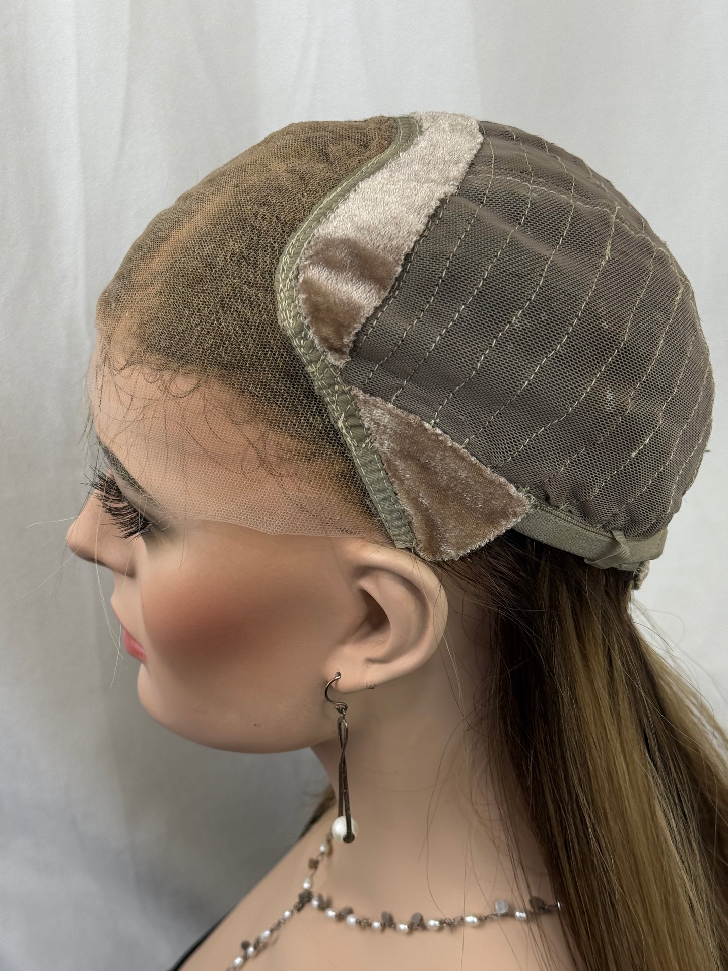 #561 Highest Quality Remy Human Hair Lace Top Wig (M)20”