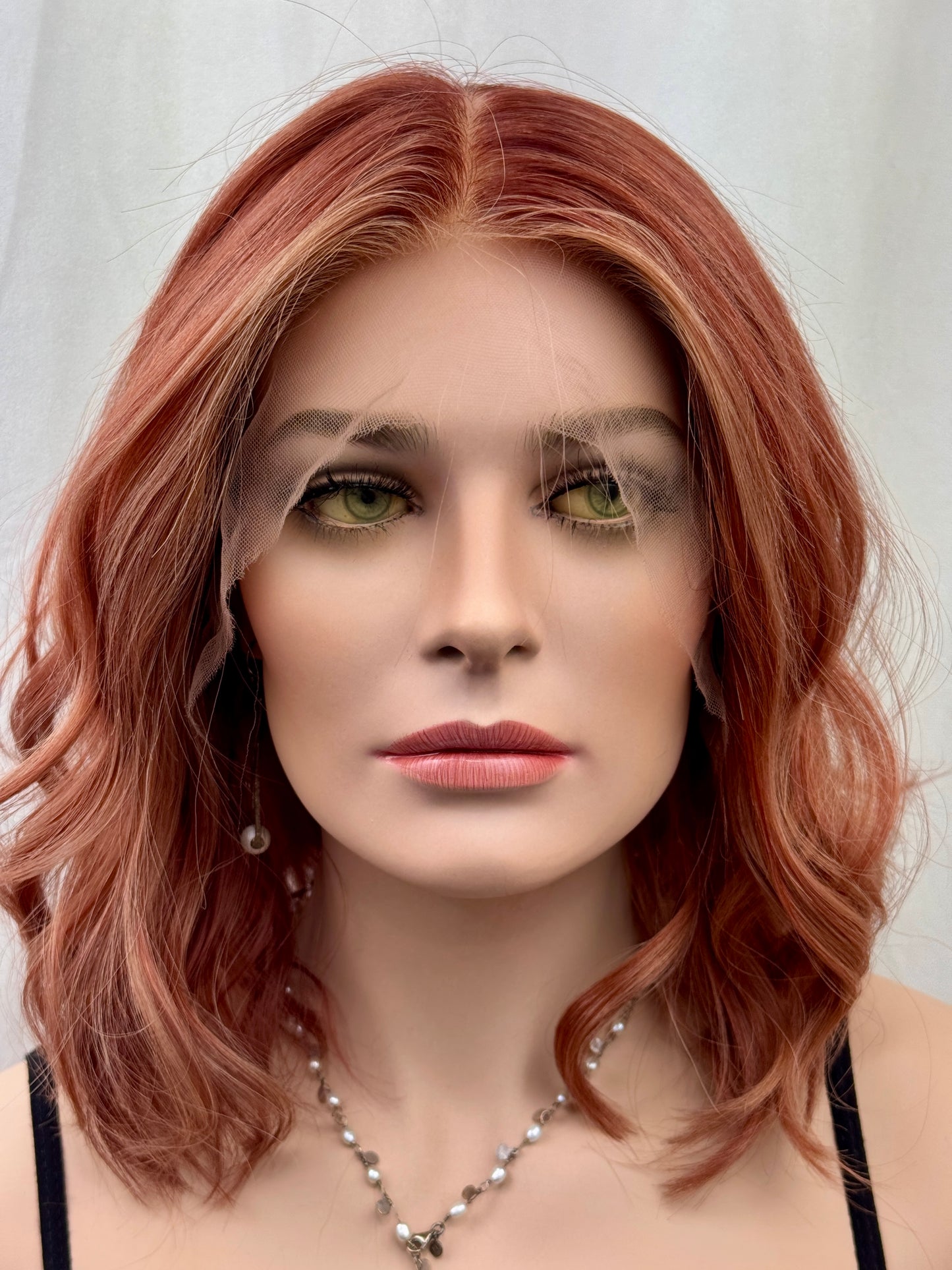 532 Highest Quality Remy Human Hair Lace Too Wig (M) 16“